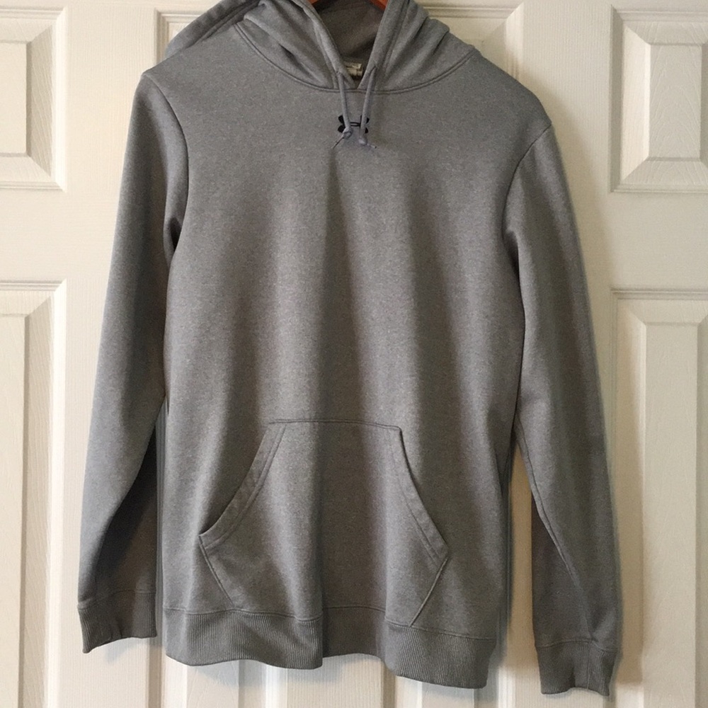 Under armour sweatshirt size small